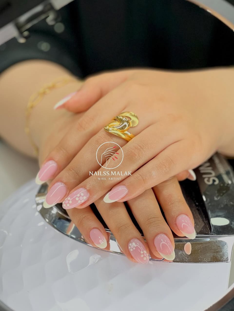 حجوزات العيد مفتوحة يوزر الانستا nailss.malak


**إذا كنت صاحب هذا الإعلان وتريد حذفه لأي سبب، رجاءا أرسل رسالة إلى الدعم الفني**