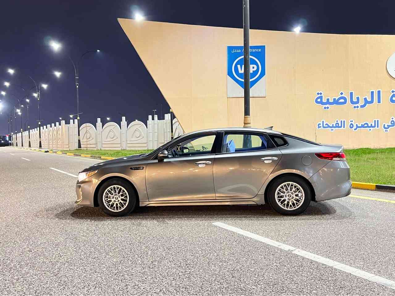 سلام عليكم 
كيا اوبتيما 2018 رقم اربيل بسم شركه تريد تحويل او وكاله ماكو مشكله سنويه صالهة فتره من خلصت وارد امريكي محرك 2400 حادثهة من امريكا ناشره بيهة صبغ بنيد وجزء من باب الخلف الراكب لغود وشواصي سليمه بدون ايرباك وبيهة بارد لسياره جاهزه مكينه كير تبريد ❄️ ثلج شاد الهة منظومه جديده موصفات لسياره
/ خروج عن المسار 
/اشاير بامري
/شاشه تدعم ابل كار بلي
/حساسات خلفيه
/كامره متحركه
بيهة بعد موصفات للبيع سعر 124$ مكان السياره بصره *********** اتصل او وتساب البصرة, العراق
