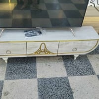 ميز تلفزيون • للبيع • دهوك