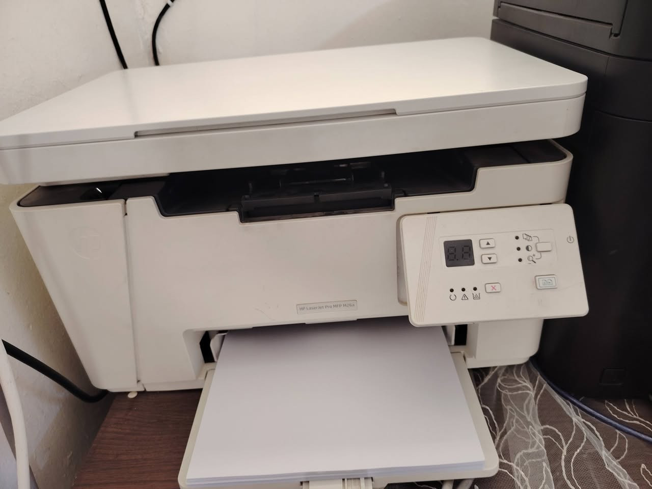 اسلام عليكم.. طابعتين استنساخ اسود فقط السعر الكلي 300 و بيهه مجال النظافه ٨٠ %
طابعه كانون   I-SENSYS     MF237w   للبيع السعر 200 الف و بيهه مجال شويه 
و طابعه HP Laser Jet pro Mfp M26a السعر 100 الف مجال قليل 
رقم هاتف *********** _***********
