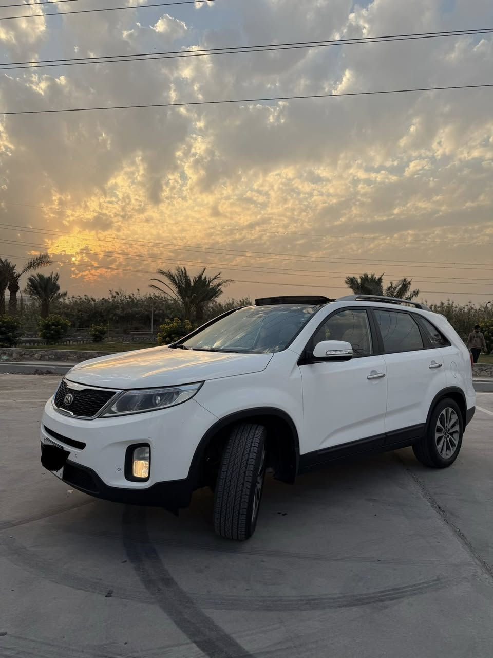 السلام عليكم ورحمة الله وبركاته
على بركة الله سورنتو خليجي مكفول كفاله عامه 
للبيع،مراوس
الرقم :اربيل بسم شركة 
المديل :2014
اللون:ابيض 
حجم المحرك :2400دوش 
عدد مسافه مطوعه 201734KM
كير :6نمر 
مواصفات/فول 1/1
عده بصمه؟؟سويج 
1-بنوراما كامله 
2-تحكم ستيرن فول +سايدبريك عادي 
3-كشنات مخمل  +كهرباء 
4-عدد مقاعد 7+كهرباء 
5-عدد فتحات تبريد 3قطع 
6-تحديد مسار+مري شفط 
7-كامرة بلادية  +حساس امامي خلفي 
8-ويل كروم ستيل ١٩ +5ويل كب 
9- بردات بلادية +بلوتوث 
10-شاحن وايرلس 
11- بيها GPS+بعد بيه مواصفات 
العنوان:النجف الاشرف 
السعر 165$
الاستفسار او الاتصال او واتساب 
***********
***********
