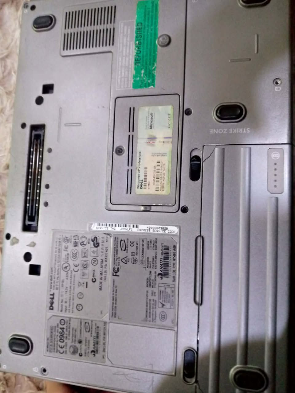 لابتوب دل     شغال  بس  البطاريه  ضعيفه   السعر  75


**إذا كنت صاحب هذا الإعلان وتريد حذفه لأي سبب، رجاءا أرسل رسالة إلى الدعم الفني**