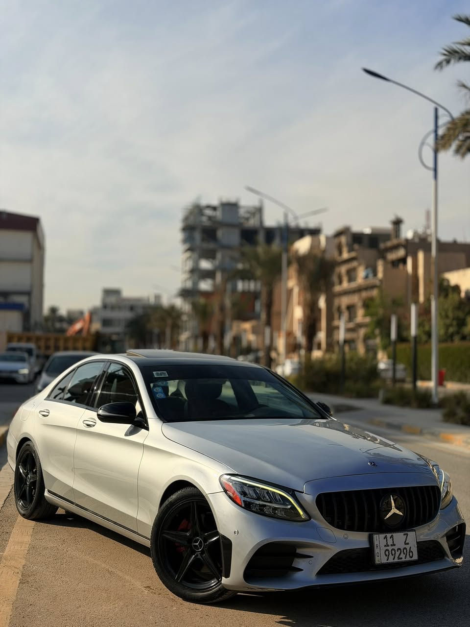 السلام عليكم حبايب للبيع او مراوس مرسديس C300
موديل 2020 C300  

ماشية 75000 كيلو حقيقي

رقم بغداد تحول مباشر 

فتحة

شاشه جبيرة

تبريد  قطعتين منفصل 

كشنات امامية كهرباء وخزن وتدفئه

ستيرن كهرباء وخزن 

مثبت سرعة 

رادار جانبي 

نقاط عمياء

رادار امامي 

حساسات امامي خلفي 

كامرة خلفيه

اوتو ستوب 

اوتو هولد 

مغلفة ppf 

سايد بريك كهرباء 

5 انظمة قيادة إيكو /كوفورد/سبورت/سبورت بلاص /اندفجول 

ماسحات اوتو 

اشاير بالمري 

انارات ترحيب خارجية 

بصمة تشغيل و4 بيبان وصندوك 

محرك 2000 توربو كلش قوي و اقتصادي

السياره جاهزه مابيها اي نقص 

السيار كلش حلوه وجديد كلش  

 

  بيها البنيد صبغ وباب سايق نصه  فقط

السعر 27.000$ وبيه مجال

السياره مكانه بغداد المنصور 

الرقم 

***********
