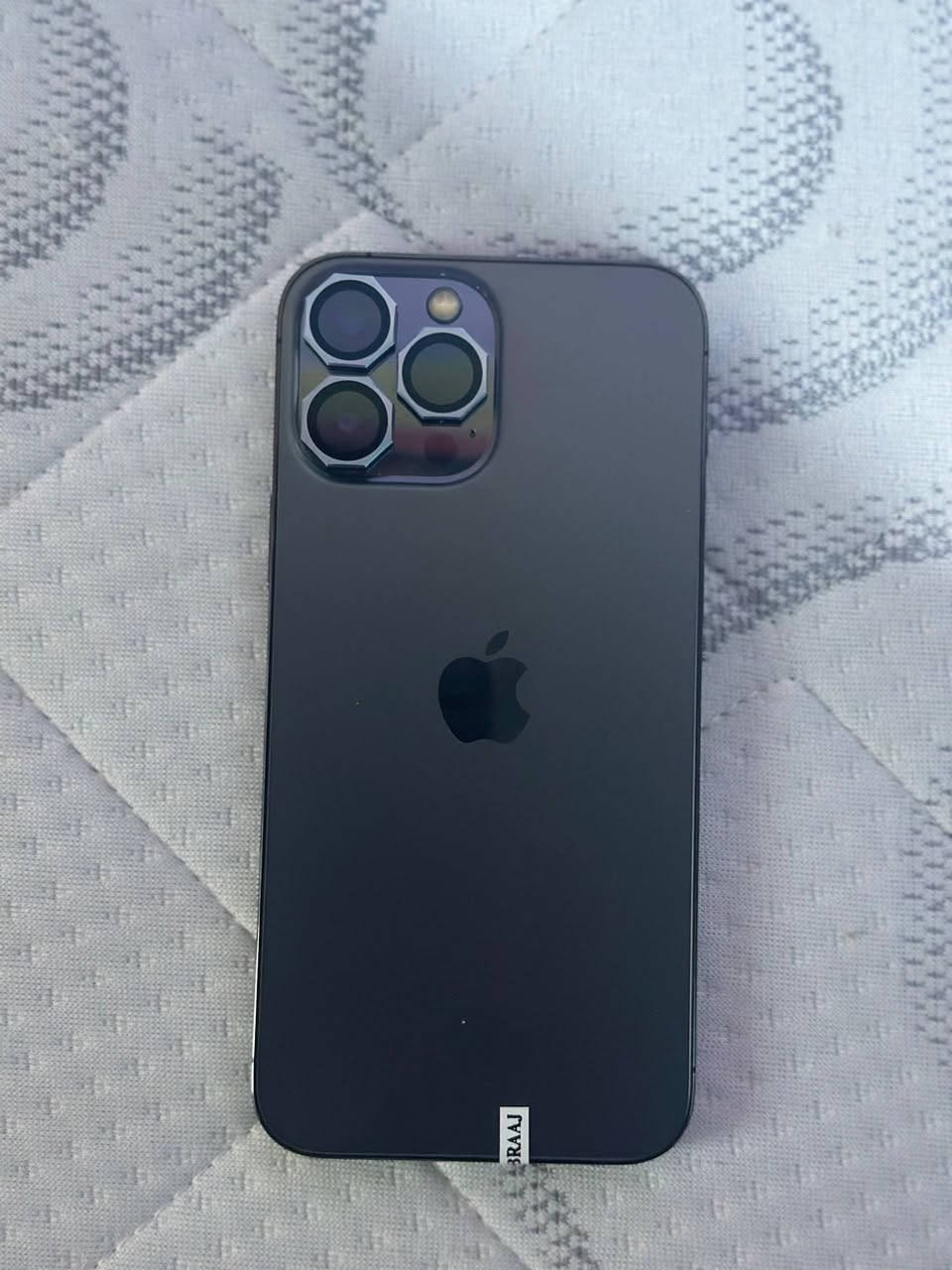 13برو ماكس
ستندر ماداخل تصليح ولا مبدل اي شي شرط الفحص تاخذ
نضافة 97%
ذاكرة 256
جهاز نضيف ومامتعوب ابد. ***********
