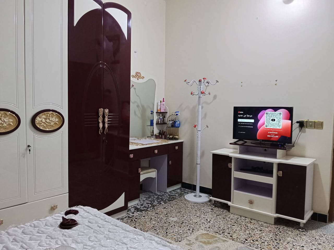 غرفه ماليزي للبيع شوفت عينك السعر850اتصل ع الرقم ***********
