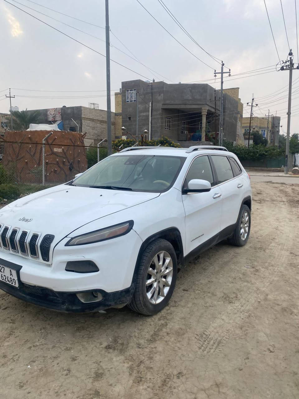 سلام عليكم للبيع او المراوس
جيب بزون موديل2016 وارد امريكي حادثهه سونار موضح بلصور  رقم ذي قار تحويل مباشر 
مواصفات سياره فول عده البنراما 
بصمه 
بصمه تشغيل 
تشغيل عن بعد 
كشنات جلد 
كشن كهربائيه
شاشه كبيره 
كامره دواره بدقه °360
سايد بريك دكمه 
نضام ABSمانع انزلاق 
تحكم استيرن جهتين  
تبريد قطعتين امامي وخلفي 
كشنات حضن 
سستم صوت متكامل 
مثبت سرعه 
تدفئه+تبريد بالكشنات 
لايت زنون 
سياره احلى من صور بهواي 
حجم المحرك 2400 (4) سلندر 

وبعد بيها مواصفات غير مذكوره 
سياره تنقص ماي  بس 

مــكــان-ســياره-الــنــاصــرية  
الــسعــر:127 وبيها مجال 
الاستفسار اكثر 
***********
