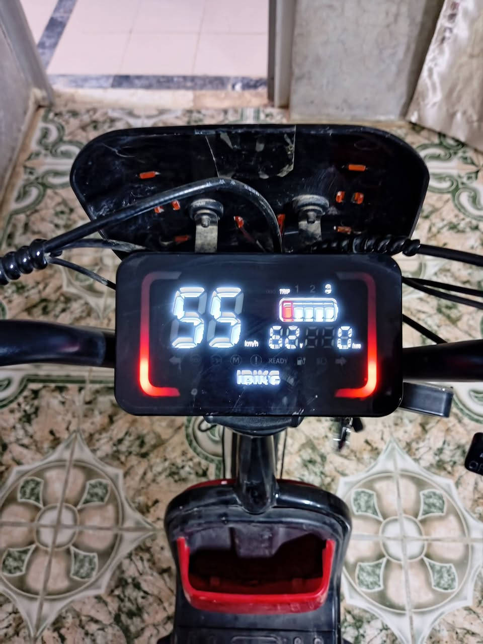 دراجه شحن للبيع السعر 325 بي مجال حجم 20 طخم تايرات جدد (رقم الهاتف او على الخاص) (***********)
