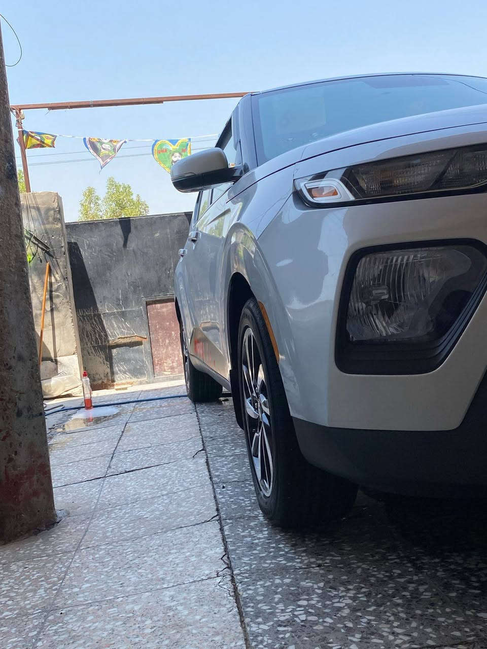 صول موديل 20سياره بيه 3قطع بدون دواخل وجاملغ خلفي بي تصليح سياره خير من الله مكينه كيرعلى وضع شركه مواصفاته سياره تشغيل عن بعد مري شفط حساسات كامره شاشه كبيرة ويلاكب كروم سياره مال بيت متعوب عليه السعر 125وبيه مجال قليل حق الجيه مكاني بغداد محموديه لاستفسار على الرقم ***********
