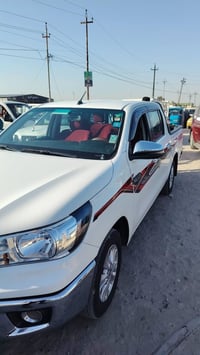 هايلوكس تيوته ٢٣ ساز اوتوماتيك فول موصفات سياره مكفوله  ماشيه١٠٠ سياره...