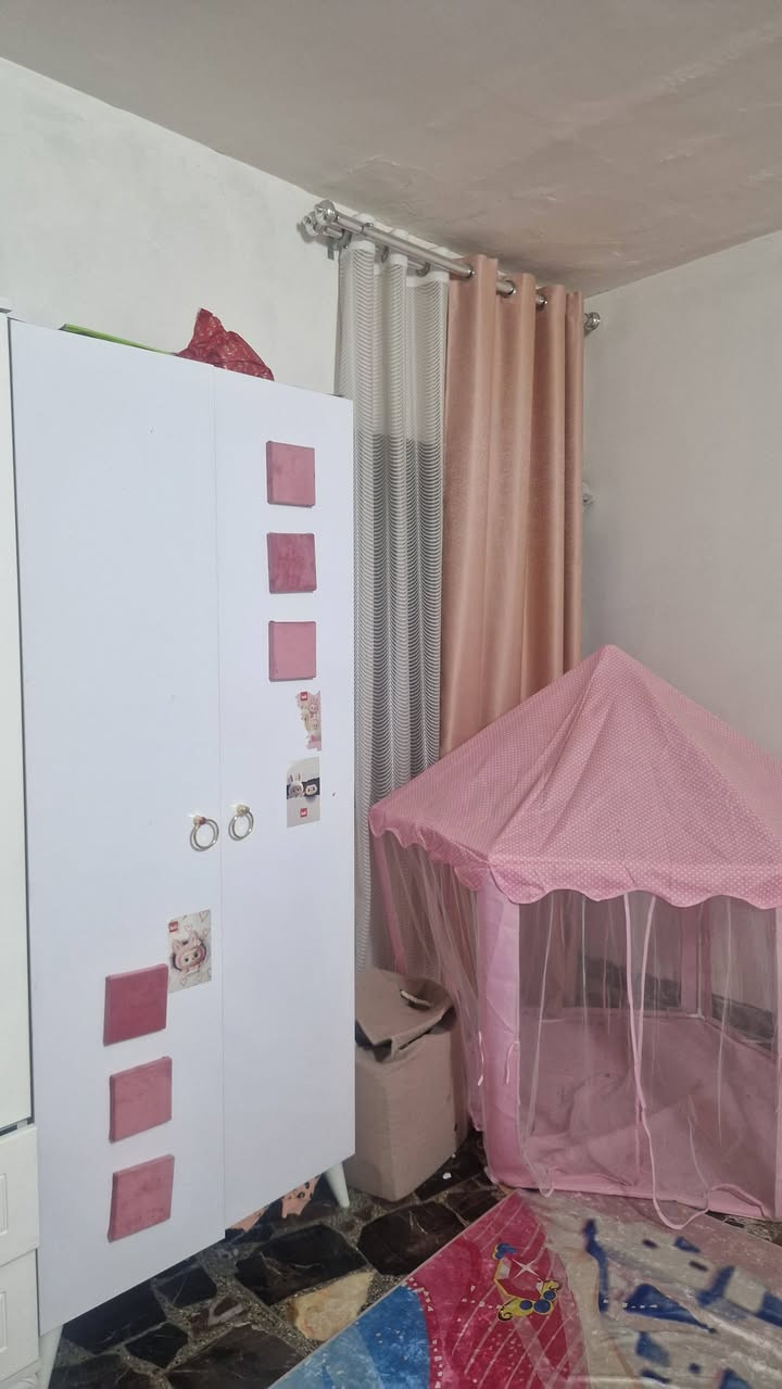 غرفة طفلة بسعر١٢٥ لاتصال رقم ***********
