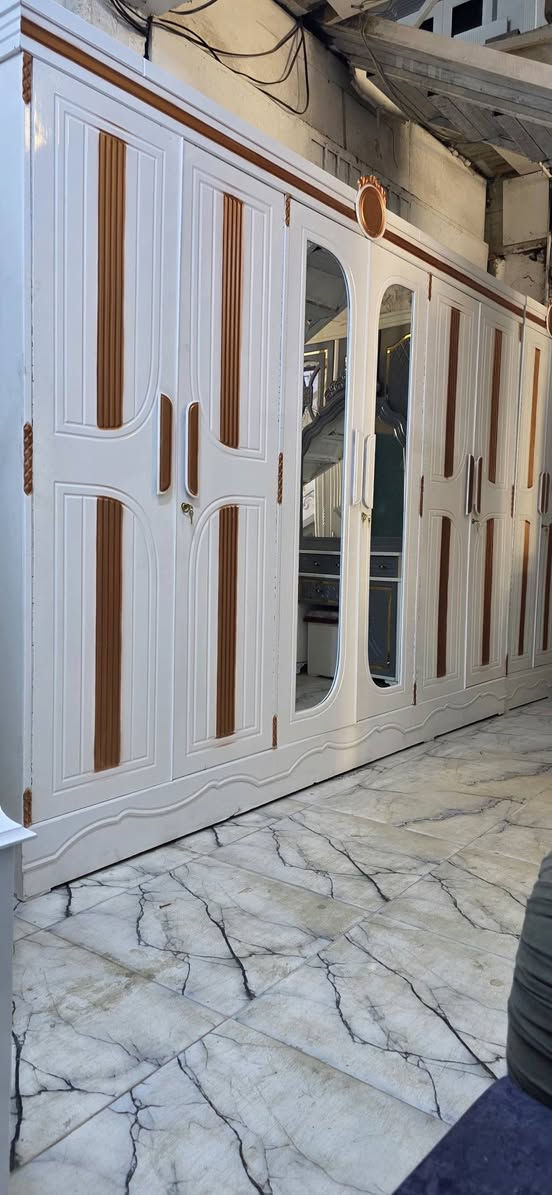 موسم التخفيض بلاش مليون بس 
عندك تعال احجز غرفتك 
نجارة عراقية عالية الجودة تتكون من عشر قطع العنوان بابل الحمزة الغربي لتواصل على وات ساب ***********
