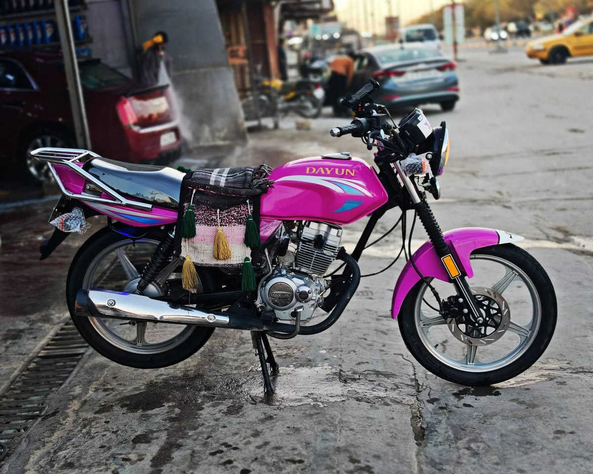 23 رقم سنويه
للبيع دايون عضم 23 رقم نكليزي سنويه لل(31)
كير مكينه شاصي اصوليات كلهن كفاله
ودراجه كلش نضيفه ومرتبه ومابيه اي نقص
كهربائيات كله شغاله عالي ناصي لايت جمجمه  دبل اشاره دشبول رماش اضويه بلشاصي كلجات جديده دهن جديد
دراجه بدون نقص وبلعافيه عله ياخذه 
واكرر رقم وسنويه كربله
ومكاني هم كربله
سعره  مليون و950
***********
