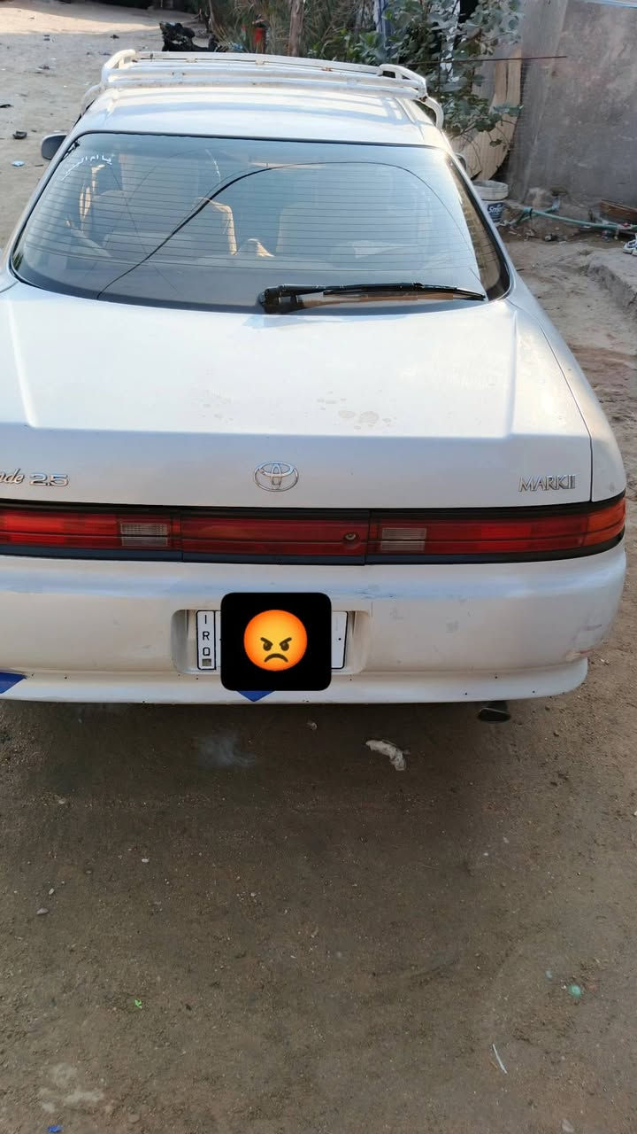 سلام عليكم سياره مارك نفخ. مكفوله من كصه ونقل.  والعيب الشرعي  سنويه ل28مكينه وكير  2500. كفاله. كير ومكينه  وحداديه  وتبريد. وتخم تأير  سياره جاهزه  من كلشي  غرفة جديده العنوان ابو الخصيب  السعر 72 رقم الهاتف ***********
