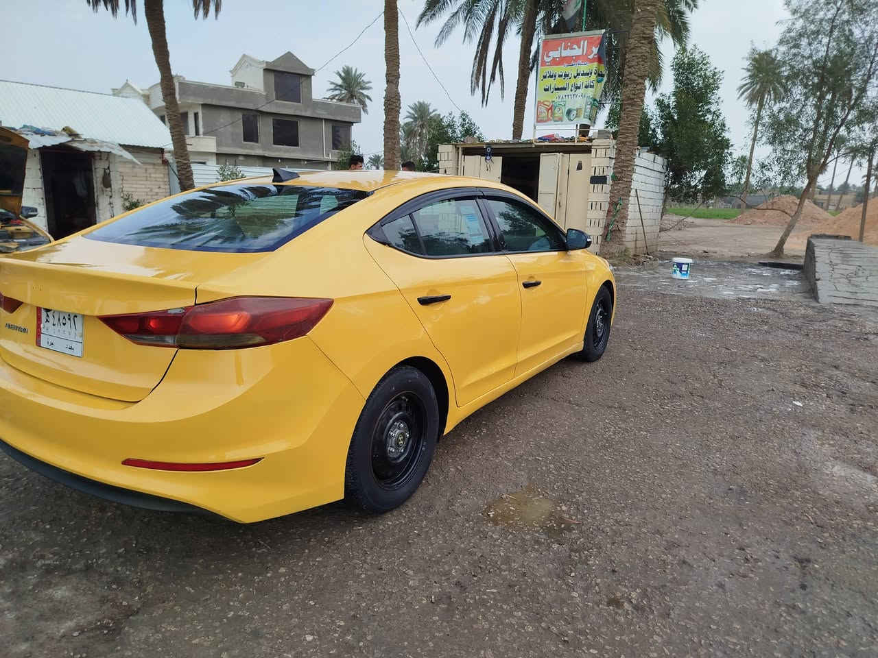 الانترأ موديل 2017 رقم بغداد السعر98 حادث جاملغ اوبنيد بدون دواخل مكينه كير حداديه جديدة  مكاني بابل الشراي يتصل ***********
