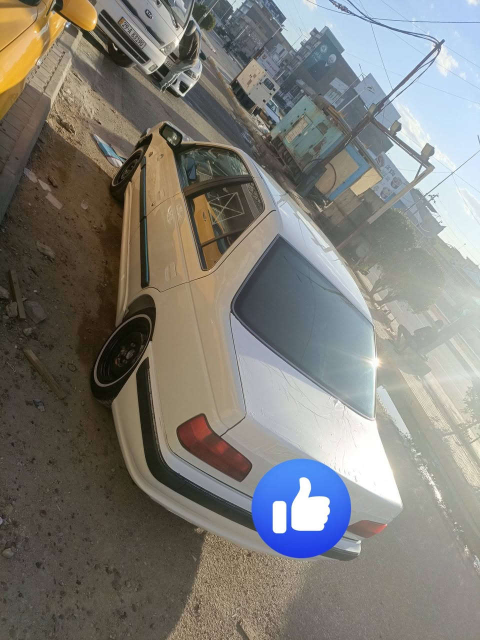 السلام عليكم بيجو بارص 2018سياره جاهزة مكينه كير تبريد حداديه كهربائيات تخم تاير سياره حره مداور مكفوله من الضربه بيها بارد بل جاملغ الامامي فقط سعر ٦٠وبيها مجال رقم قادسيه  ***********
