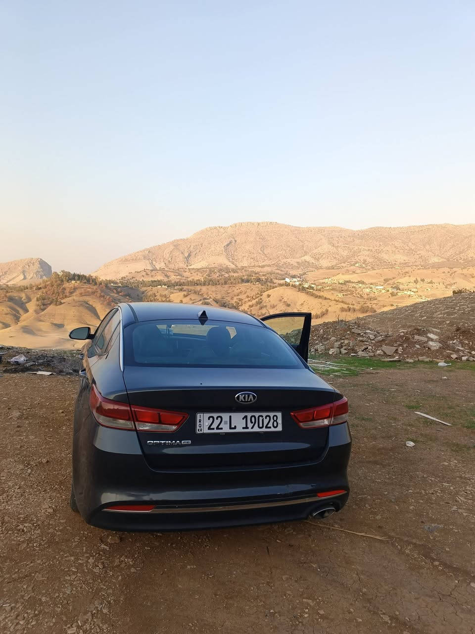 كيا اوبتيما 2017 وارد fe
كير ومكينه وتبريد مكفوله
الكشر طخطخات بسيطه 
السياره باسمي سنويه ورقم جديد
مكاني بغداد 
السعر ١٢٠
للاستفسار 
***********
