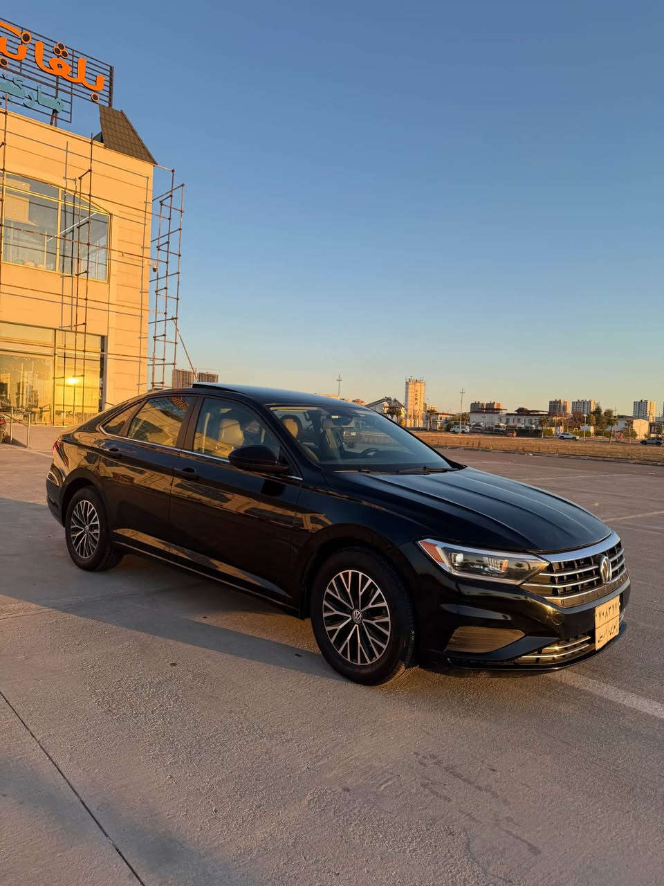 جیتە ٢٠١٩ ماسەفات se plus فوولە ناو کرێمی 
یەک پارچەی هەیە بێ ژۆرێ بێ ئیرباک 
دو جی تەحدیلی گچکەی هەیە  نەرمە تەزرەکی هەیە بە حال 
سەیارەکە ١٨ $ خرامەی لەسەرە پاش معامەلە وەر دەگریەوە لە هەولێرە 
سەنەوی نوێیە تا ٢٠٢٧ داوای ١٤٨$ معامەلەکی کەمێ لێ دەکەم  
*********** ڤایبر واتس ئاپ أربيل, العراق
