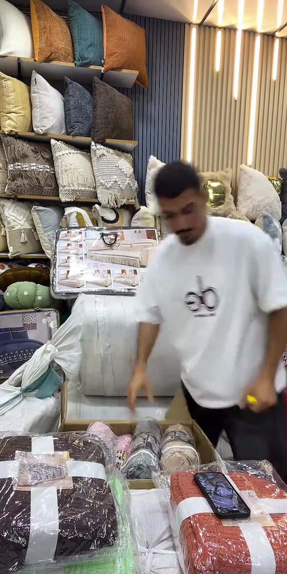 الإثارة في الدردشة وصلت إلى ذروتها
لا يفوتكم بثي التالي#tiktoklive #livehighlights 


**إذا كنت صاحب هذا الإعلان وتريد حذفه لأي سبب، رجاءا أرسل رسالة إلى الدعم الفني**