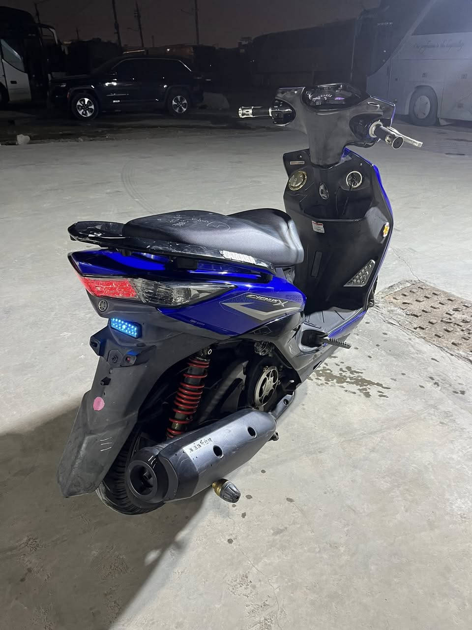 سلام عليكم سكنز لد كفاله عامه دراجه كارتون اوراق كامله قبل شهر نازله اب ١٩٥٠دراجه هيه تسولف مو انيبيها كومه براغي رياضي و قبق بانزين و اطار و قبق جوزه و تعلاكه و ملقط و فراك و فلاوين و كاعيات اشاير لونين مختلفات اجني بلادي استان صفح بوش اصلي دراجه مفوله جديده للبيع سعر خاص مكاني كاضميه ***********
