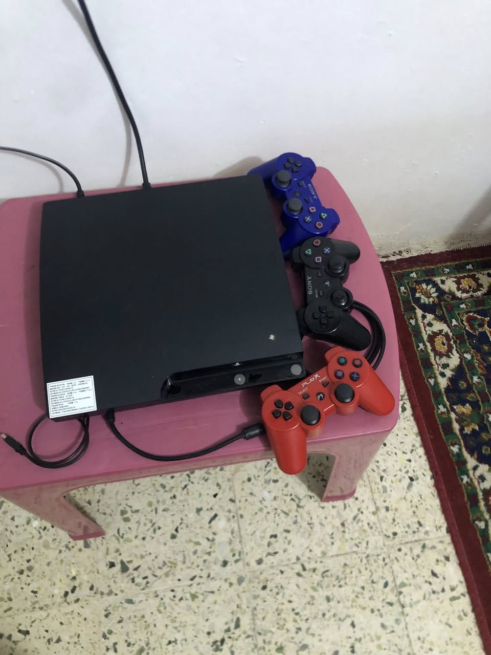 بلي 3 مهكر للبيع او مراوس بتليفون نضيف
يحتوي على خمس العاب وثلاث جوستيكات مامفتوح
نظافة 90% 
    
📍الديوانية 

للتواصل والاستفسار مراسله الصفحه او الاتصال على 👇

***********
