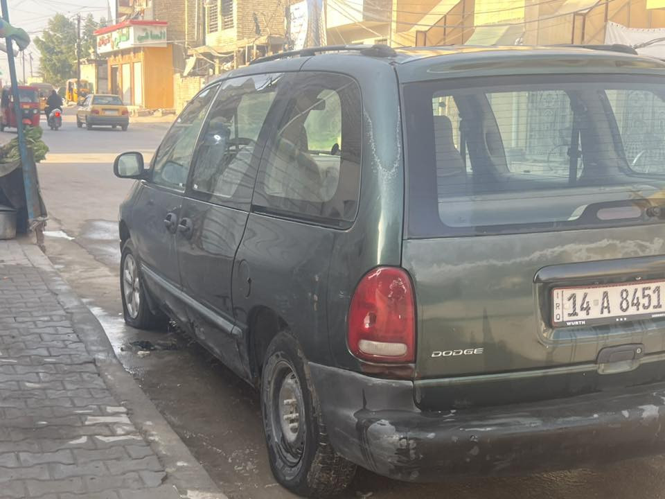 السلام عليكم 

دوج كرفان موديل 2004 رقم دولي بأسمي تحويل ثاني يوم كير جديد قبل فترة شديته محرك كايم بس تشتغل السيارة  العنوان بغداد الشعلة 

***********
***********
