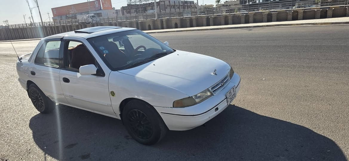 كيه سيفيه موديل 1993كير عادي محرك مفتوح سياره جاهزه من كل شي وناعمه رقم انبار دولي تحويل ثاني يوم ما نطني لو ربع اذا ما اكاتبك عقد مروري السعر 32وبيه مجال قليل 
العنوان فلوجه ***********
