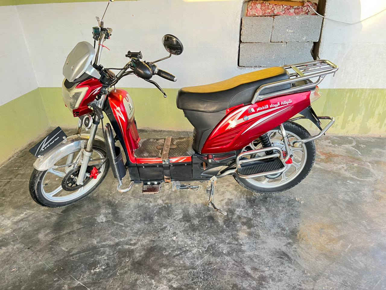 للبيع اني مكلف بنشر بطاريات يقرن ٩ ونص
وهاذ رقم صاحبه ***********
