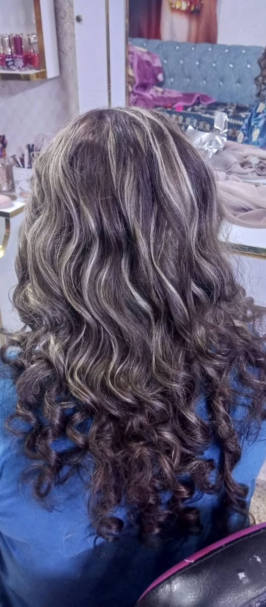 😍😍قسم تنضيف البشره والبدكير 😍😍
حفافه مع تنضيف بشره عميق بجهاز الهايدرو فشل مع بدكير، قدم ب30الف فقط 
صبغ وميش مع هديه معالج بارد وقص شعر الشعر القصير ب40
♥♥قُسِمً آلَشُعٌر ♥♥
صبغ وميش الشعر الوسط ب50
صبغ وميش الشعر طويل من ل60فما فوق مًلَآحًضهّ الحنه والاسود والاحمر غير مشمول بلعرض
♥♥قسم التاتو ♥♥
سحب لون تاتو قديم سعر جلسه ب25
تاتو بلوك سعر الجلسه الاولى 25والثانيه 20
مايكرو شعيرات 6D جلسه الاولى 30 والثانيه 20
توريد شفه ب25
مسح اطراف تاتو سعر جلسه ب20فقط 
😍😍قسم التسريح والمعالج😍😍 
مسرح ومعالج مع حبيبات تمنع تساقط الشعر 
الشعر القصير 40فقط 
الشعر الوسط 60
الشعر طويل وطويل جدا من 75فما فوق 
ملاحضه الشعر الكثيف والكيرلي غير مشمول بلعرض

قسم الرموش 😍
رموش طرفيه ب10
رموش كامله ب15
👰‍♀️👰‍♀️قسم العرائس 👰‍♀️👰‍♀️
حنه وعرس ب200فقط تشمل رموش وعدسات وبودره جسم حفافه وتنضيف بشره 
عروس مهر 80تسمل عدسات ورموش 
مدعوه مكياج وتسريحه مع رموش 40

العنوان تكريت تقاطع الساعه مجاور مجمع العروسه للبدلات 
للحجز والاستفسار وات ساب ***********
