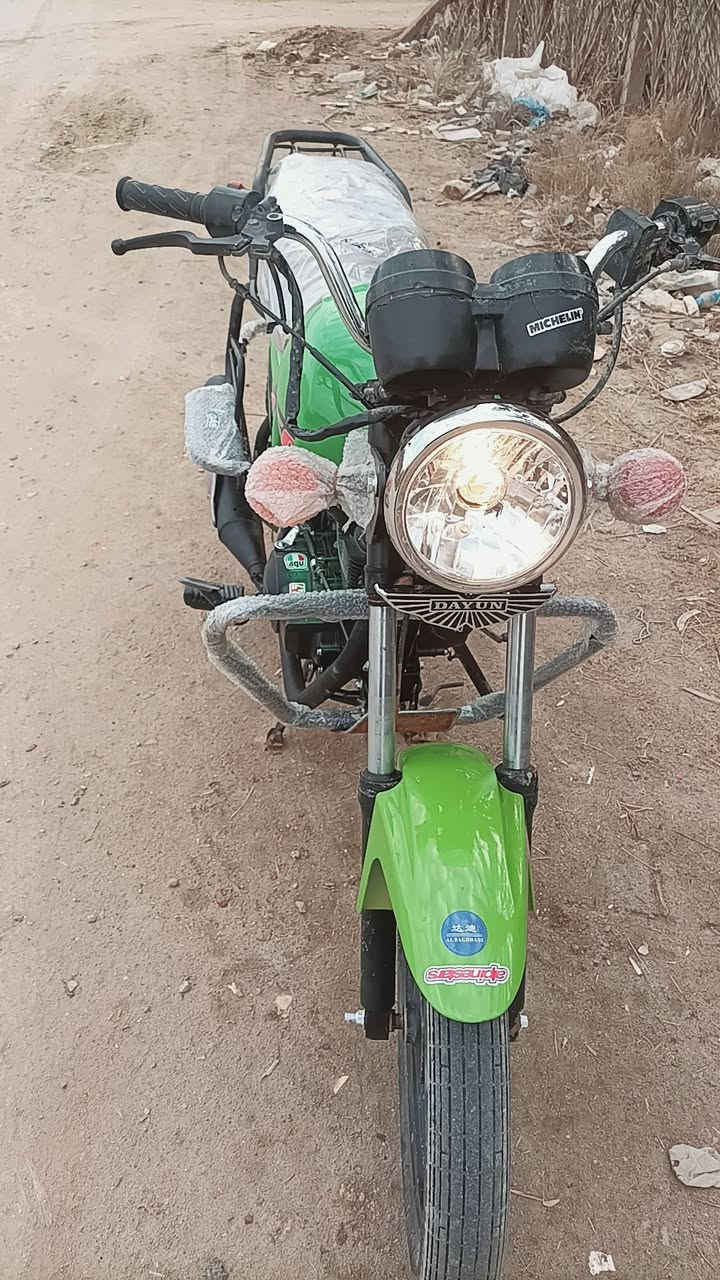 دايون نفخ ٢٣ بدون أوراق يعني كلك مكفولة من كلشي محرك ٢٠٠ كتابه حمرة كلها شغاله نكرة سلف الله يشهد نظافه شوفة عينك سعرها 850 مكاني كربلاء شراي اتصل خاص ما اجاوب ***********
