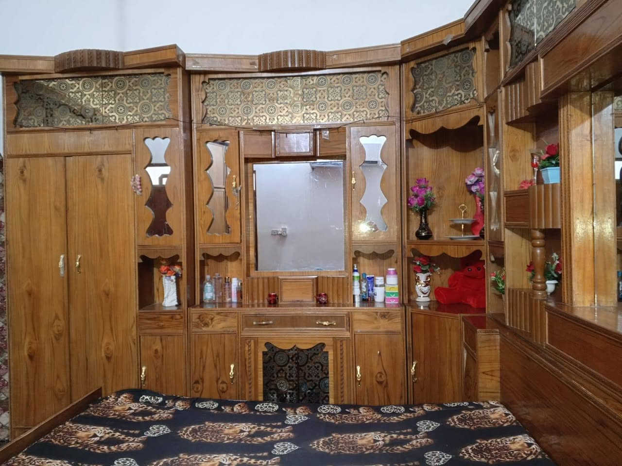 سلام عليكم غرفه نوم لبيع الستفسار ‏‪***********‬‏المكان صلاح الدين
