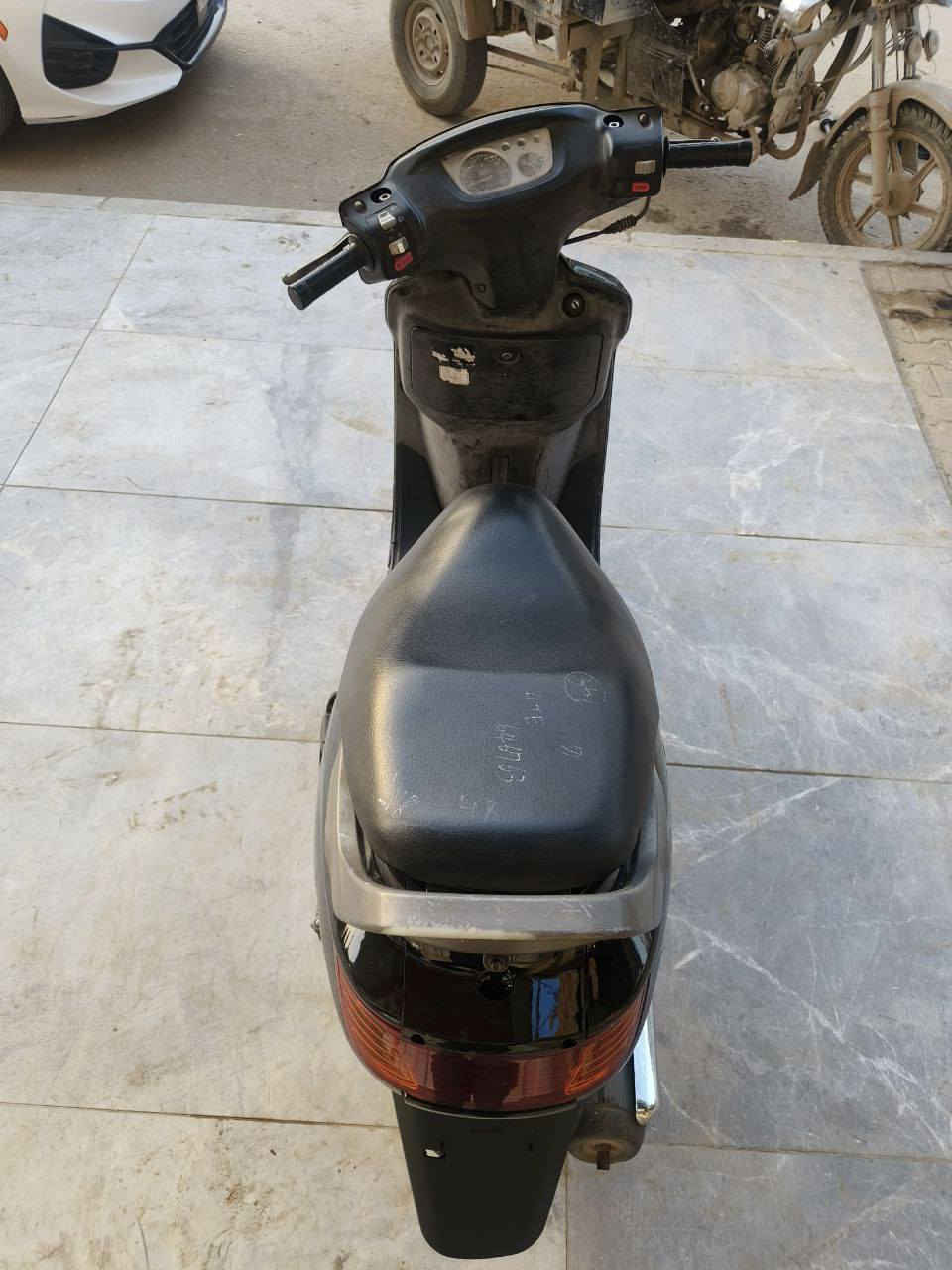 (((دراجه برغي ما عوزه))))
سلام عليكم دراجه فراشه للبيع مكينه ناعمه كلشش كاتم ما تنسمع مكاني جلبيه قرب جامع شاكر هندس ***********
