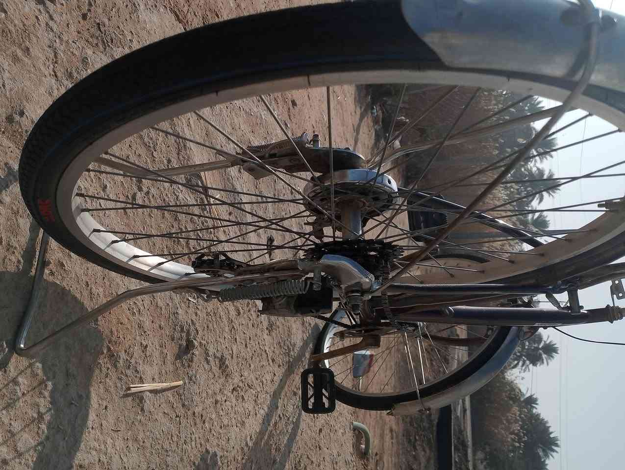 سلام عليكم باسكل البيع حجم 26 نظافه 70بلميه مابي اي شي نقص سعر90 بي مجال قليل هاذه رقم استفسار *********** مكان كربلاء عطيشي
