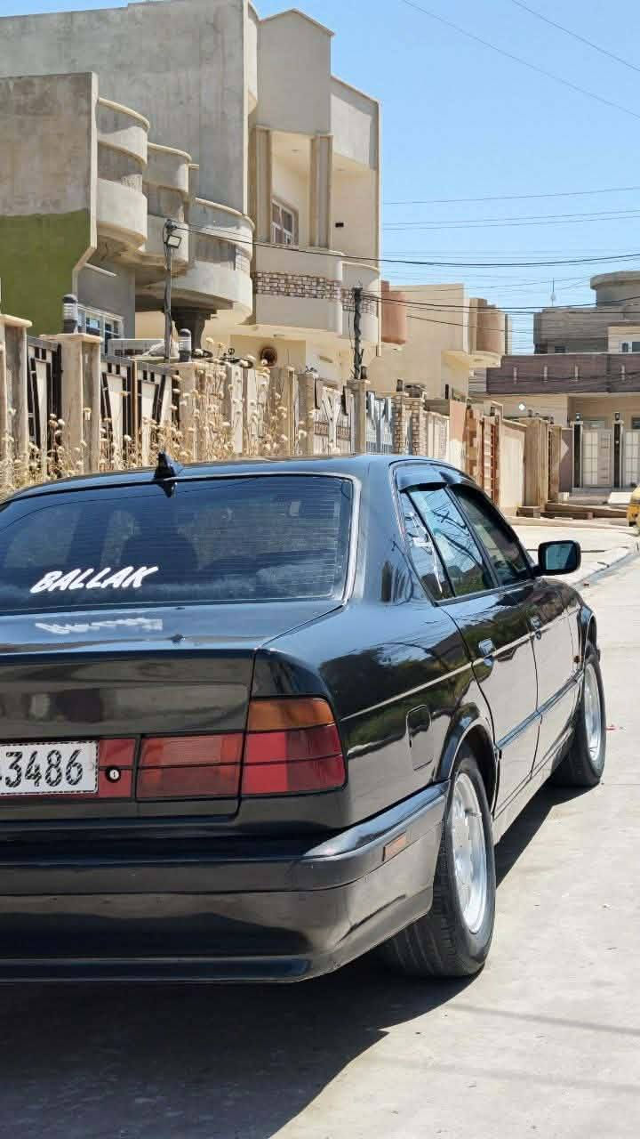 السلام عليكم
اخوان اليدور سياره تلزيك ليكلب المنشور 500 مسكر وارد الماني اصل وفصل السياره كلها بلاديه كفاله عامه مجرد صبغ لجماليه محرك كبس جديد كير عادي 

كشنات جلد 

تبريد ثلج قطعتين

سلايت طكتين

جام كهرباء

دعاميات ام بلاد 

تخم تاير جديد ١٠٠/١٠٠

ترايك وين ماتريد 

رقم نينوئ الدولي تحويل مباشر

السياره كلش نضيفه فوك متصور 

مكان السياره الموصل الايسر

السعر 57 وبيها مجال 

***********

