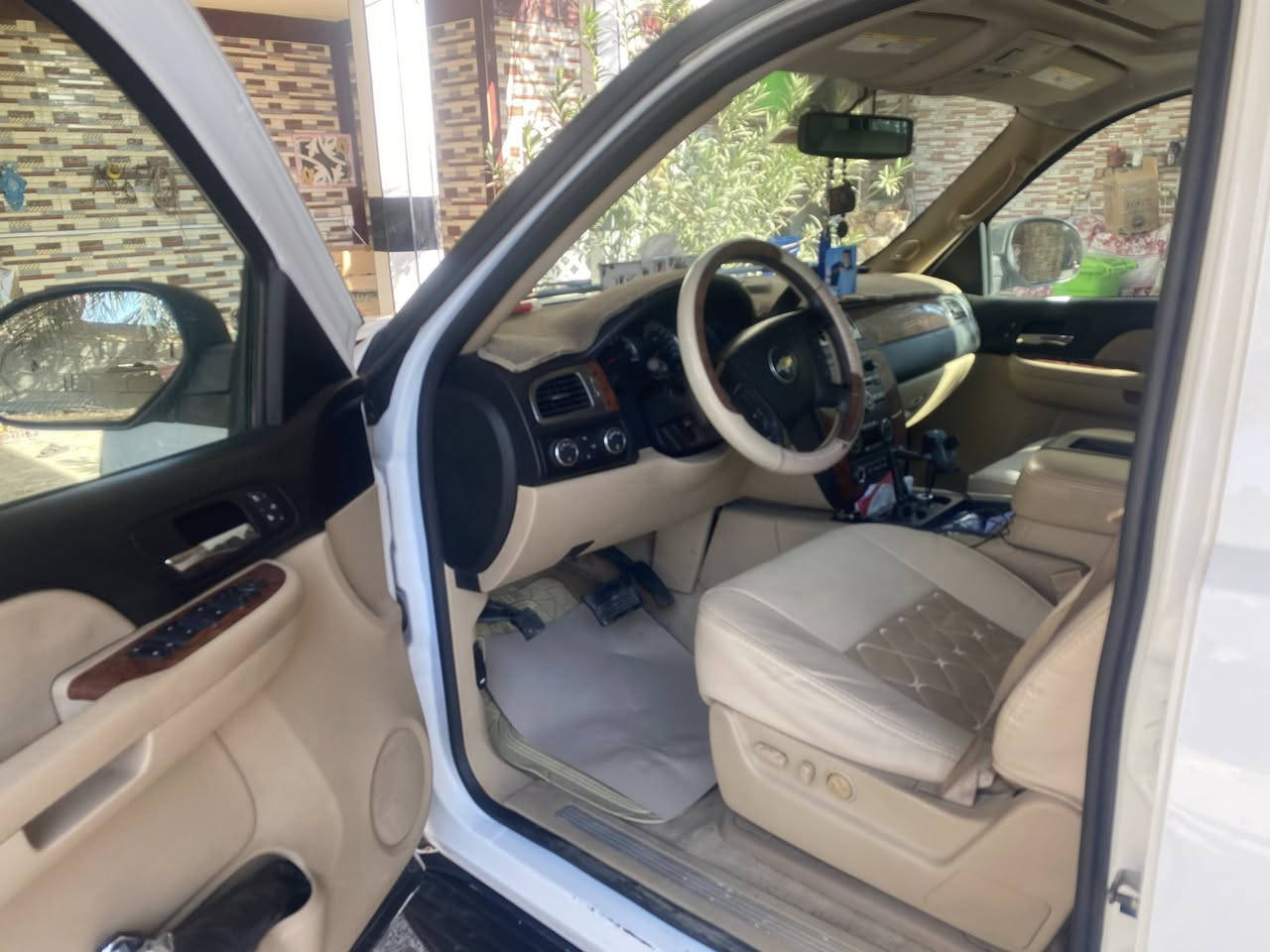 تاهو ابيض رقم بصره انكليزي 7 مسجل 13 باسمي ***********
