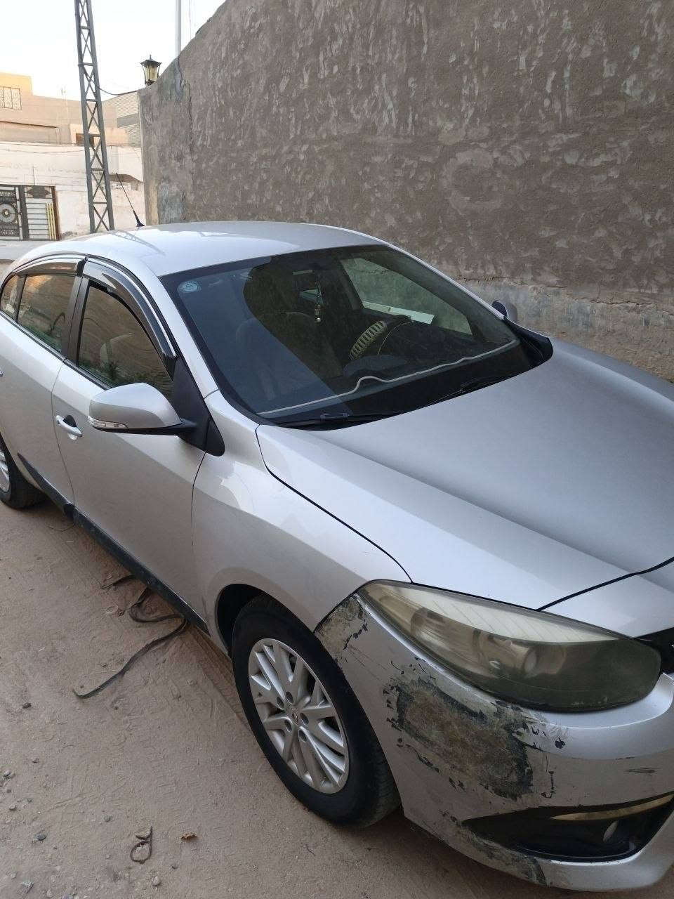 رينو فلوينس ٢٠١٦ رقم كربلاء مكانها كربلاء
السيارة كلين طابة وضربتها هنا بالعراق جاملغ امامي وبابين
بيها خربطة شوية بالكير
السعر 57 وبيها مجال
للاستفسار ***********
