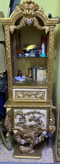 غرفة خشب • مصرية • نظيفة