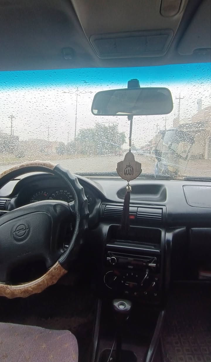 أسترا ستيشن رقم بغداد دولي حجم 20 لون ذهبي كير اوتوماتيك موديل 97 مواصفات صبغ عام للجماليه السعر 58 مكان السياره كركوك *********** غير متواجد عل الفيس
