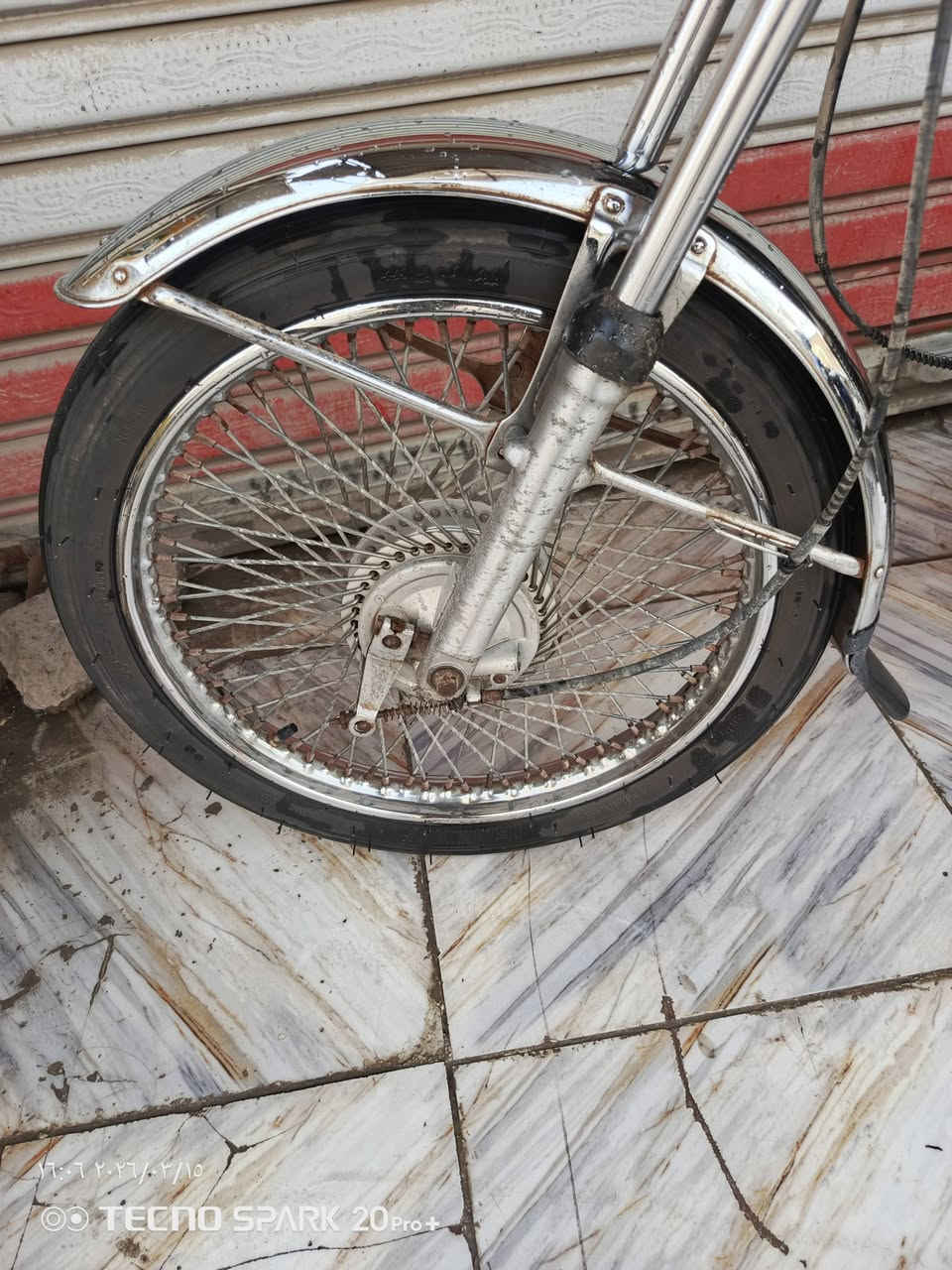 سلام عليكم دراجه كلك للبيع مديل 23 نضيفه كلش صوره تحكم سعر 350 وبيه مجال ***********
