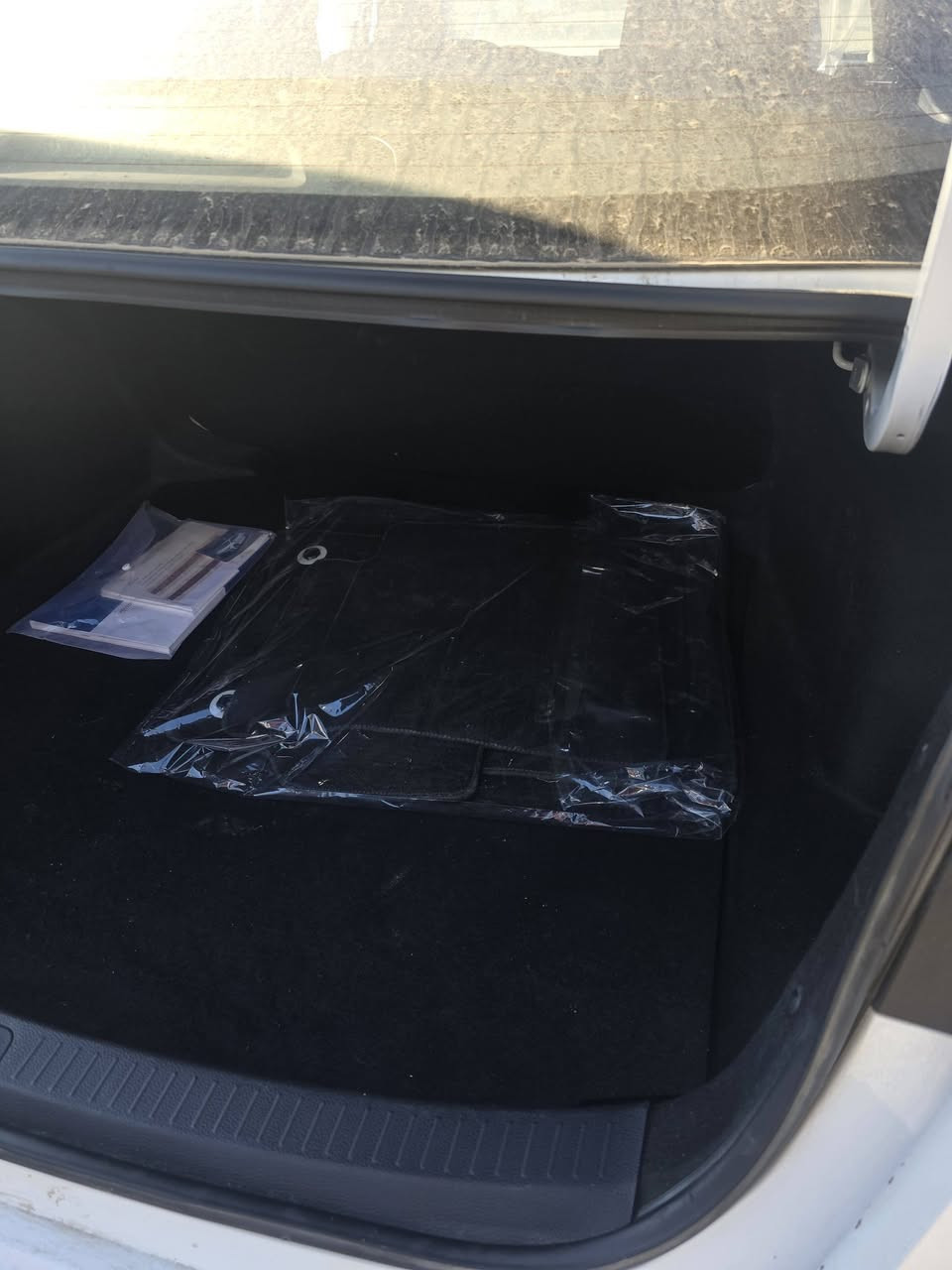 كورلا هايبرد
الموديل ٢٠٢٤

الشكل الخليجي 

سياره بوضع الشركة جديده 

ماشيه ١١الف 

الرقم بفداد 

السعر ١٤٧ وبيها مجال شي قليل 

سياره بسمي تحويل ثاني يوم المشتري 

الموصفات 

رادار

تحكم ستيرن 

تحديد سرعه 

تحديد مسار 

موصفات معروفه 
كفاله عامه حتى من شخط
***********
