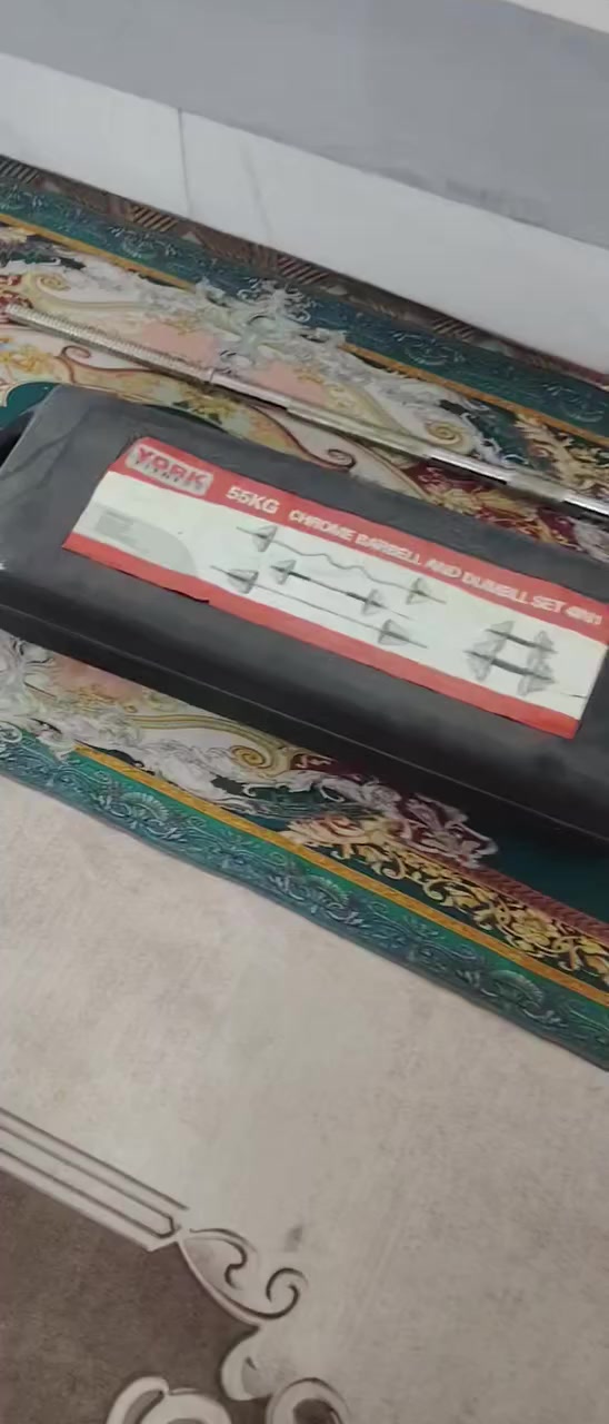 سلام عليكم اخوان اجهزه قاعه بعدها جديده مستخدم قليل الي يريدها يراسلني ***********
