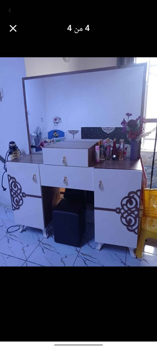 غرفه تركي 9 قطع وبعد مرايه ممصورته محاجه يدات سعره ٣٥٠ وبيه مجال مكان حله حي العسكري حلة, بابل


**إذا كنت صاحب هذا الإعلان وتريد حذفه لأي سبب، رجاءا أرسل رسالة إلى الدعم الفني**