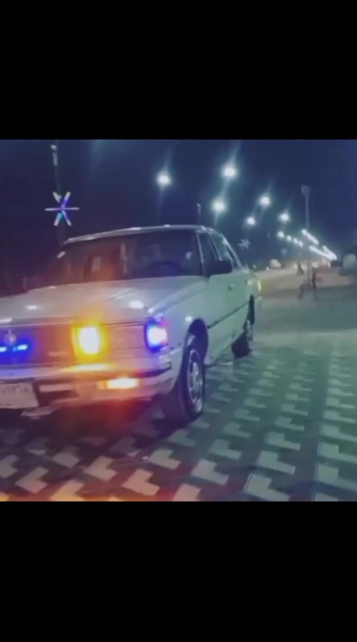 السلام عليكم سياره. كراون سوبر 82 للبيع 
جاهزمكينه وكهربائيات سعر 38 وبيها مجال 
مكانها الناصريه شطر‪‏‪***********.   ه‬‏
