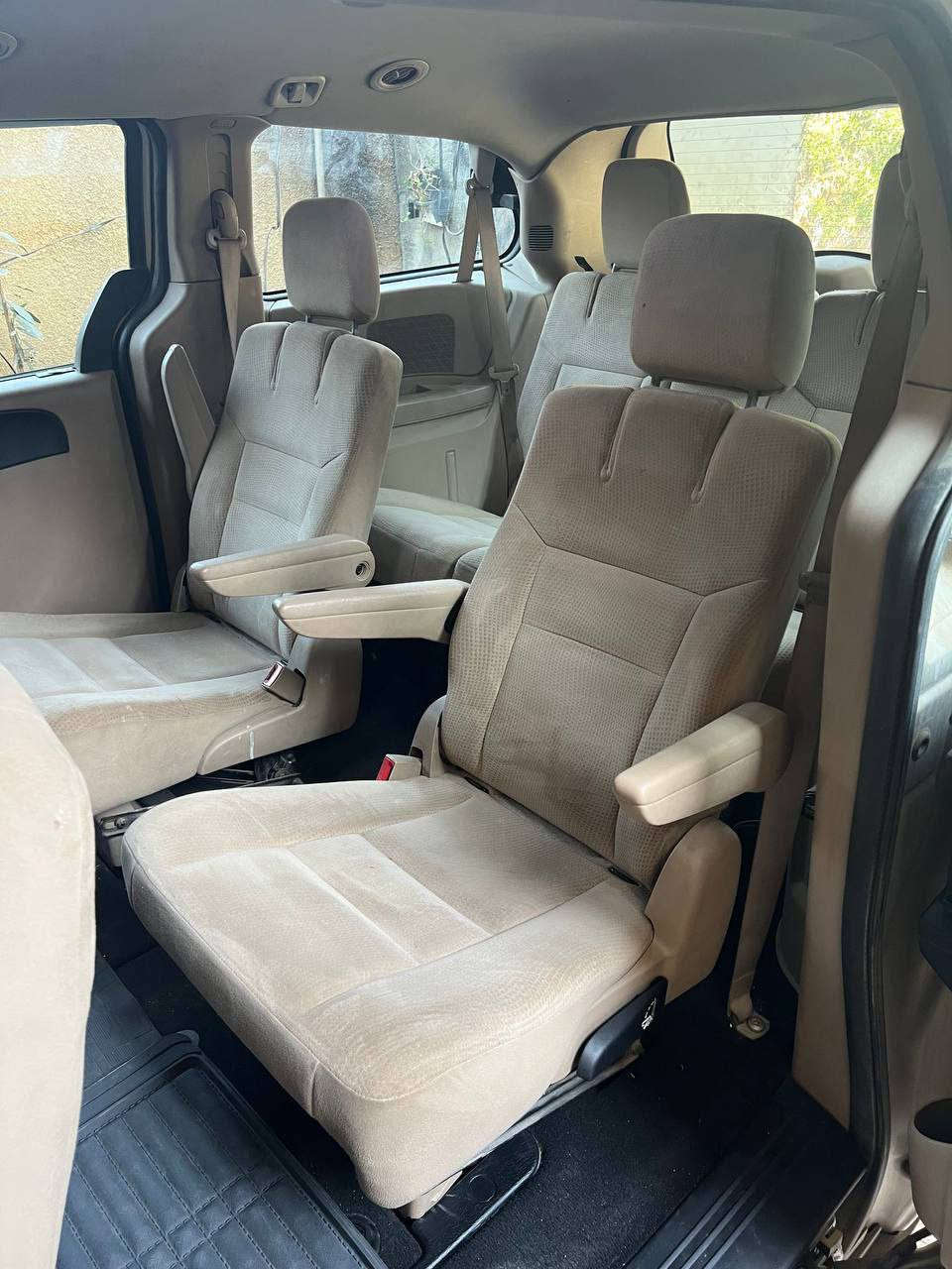 دوج كرفان 16
رقم بغداد بسمنه
كير ومكينه خير من الله لا تنقيص ولا تبخير
تخم تاير جديد 
بوب كهرباء
صندوك كهرباء
تحكمات ستيرن
ايكو
بيهه 4 قطع صبغ بدون دواخل
سياره جاهزه من كلشي 
السعر135وبيهه مجال لشراي🚗 
مكاني ديالى بعقوبه
***********📞
