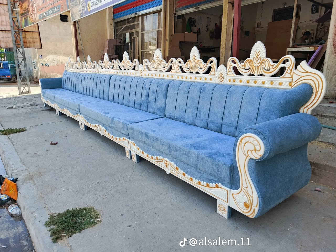 ⸻

🌹🌹🌹 دوشمة ونجارة السالم 🌹🌹🌹

🔥🔥🔥 تحطيم الأسعار 🔥🔥🔥

💐 نوفر لكم أحدث موديلات الدوشمة والقنفات بأجمل التصاميم وأفضل الخامات
💐 تفصيل حسب الطلب
💐 جودة عالية وأسعار منافسة
💐 أعمالنا تجمع بين الذوق العصري والمتانة

📍 زورونا في موقعنا:
الفلوجة – شارع 40 – قرب مخبز الحجي

🤍 حياكم الله ونشرف بخدمتكم

📞 أرقام المعمل:
📲 *********** (واتساب)
📲 *********** (واتساب)
