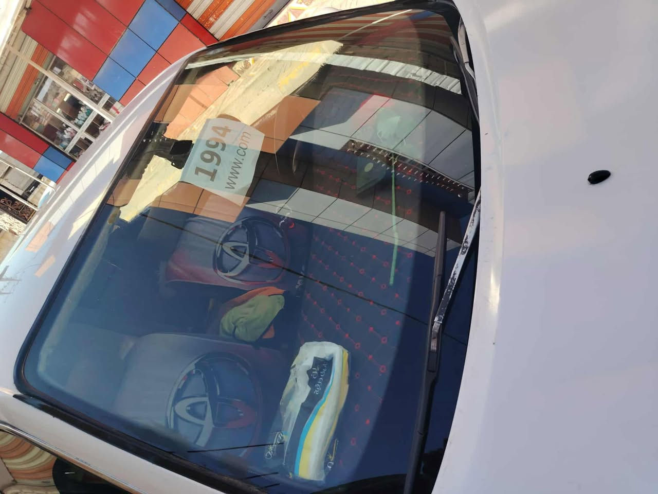 بطه منفصل رقم سليمانيه   لون لولوئي مديل ٩٤ رقم انكليزي مكينه وكيربطه بلاد  ديلكو تبريد شغال ثلج حداديه جديدة  تخم تاير جديد كهربائيات كلهه شغاله مكفوله من الكص والنقل الجثه والضربه والصبغ صبغ  بلاد قطره صبغ مابيها الجامرلغ الخلفي شبر معدل ؏ بارد    السعر٦٣بيها مجال  للشراي مجال رقم / *********** وشرط التحويل ثاني يوم  مكان سياره (ديالى)
