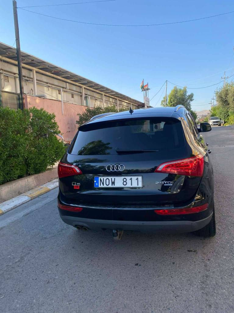 AUDI Q5 2010
ئۆدی q5
فول مواسفات بەس سلایت نیە
مۆدێل ۲٠۱٠
گێرومە کینە بە شە رت 
مەکینە(۲٠)تۆربۆی گازە
هە موگیانی لە سە ر دەقی شە ریکە ماوە
بۆیاخی نیە بە شە رت
  لەرەسمەکان جوانترە 
دە بڵ ئە کسلی بە شە رت
ژ.م(٠۷۷۲٥۳٤٠۹۹٥)
ڤایبە رو واتساپی لە سە رە
نرخ 70گەڵاو مەجال شربازهير, السليمانية


**إذا كنت صاحب هذا الإعلان وتريد حذفه لأي سبب، رجاءا أرسل رسالة إلى الدعم الفني**