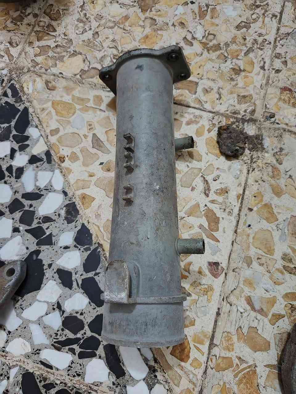 غراض ونجي دينمو وثلاجه ودكشن بارد ودكشن حار ودجه مال كير ودبت باور وكلج وبك لايت شيزر بي كسر قليل بس قطعه وحده غراض كلهن عل شرط *********** مكاني نجف
