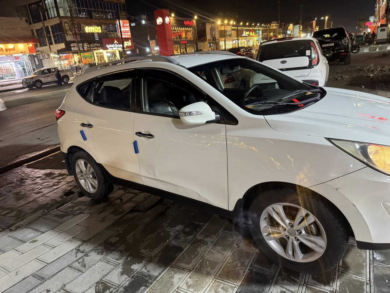 السلام عليكم توسان خليجي 2011 سيارة بيها بارد كلش بسيط بخشم الجاملغ الخلفي السيارة حيل نضيفه معروضه ب130 وبيها مجال بسيط الرقم *********** بي واتساب 
الرقم الثاني ***********
