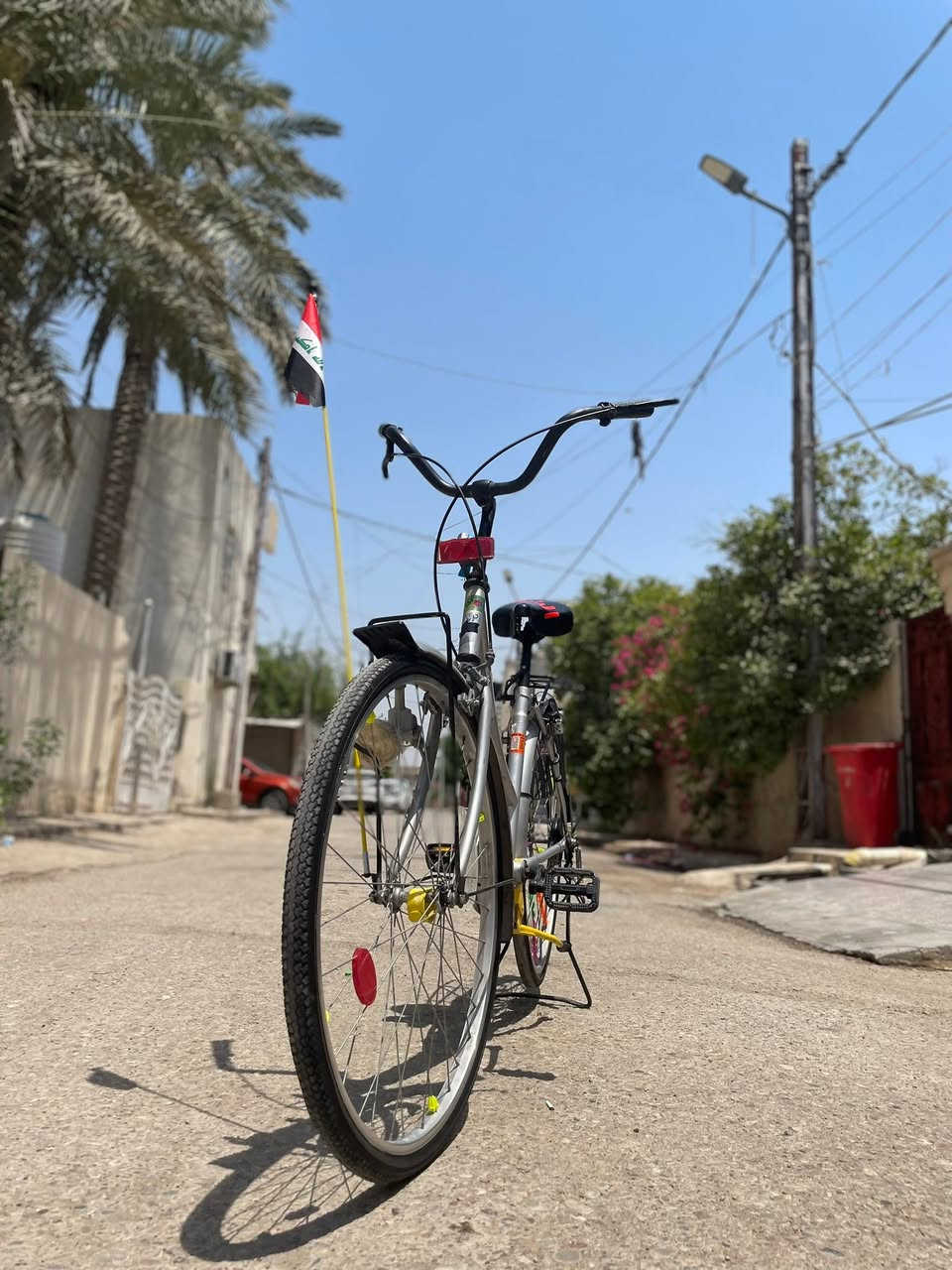 السلام عليكم 
للبيع ياباني موديل ١٩
بايسكل جنبزه 
لايت داينمو شغال 
ويل خلفي معوج نسبه ١٠٠/٢٠
 بي جراد لان جان متروك 
نضافته فول سعر ٧٠وبي مجال
عنواني بقعوبه حي المعلمين 
للتواصل ***********
