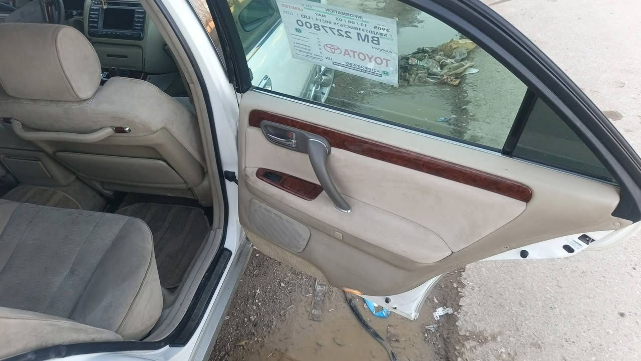 ملكة 2003  دكمتين كص قماره ولباقي مكفول
محرك ففتي كير محرك مكفولات شرط
تواير جدد صدر جديد
لايتات فول
سياره نضيفه احلا من الصور
رايدها ب 37 وبيها مجال حك الجيه ويرهم مراوس حسب القناعه
مكاني صلاح الدين بيجي
رقمي ***********
